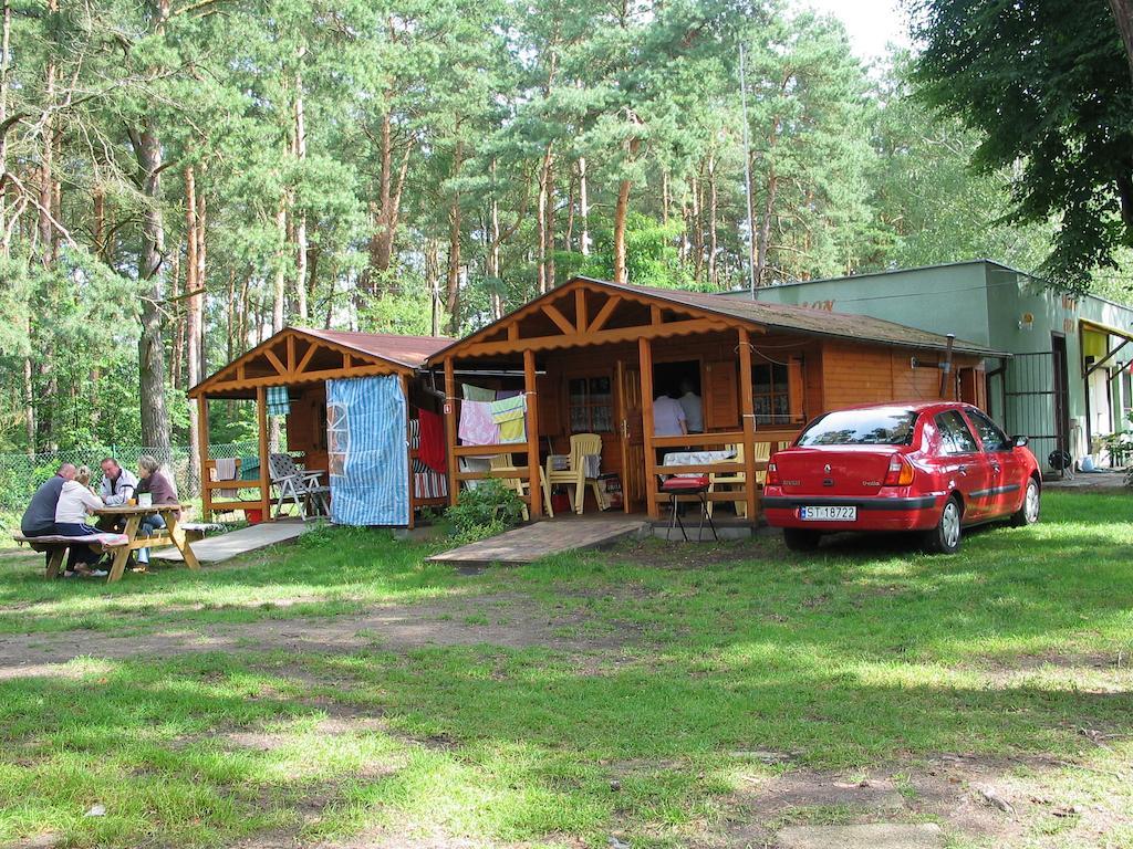 Hotel Osrodek Wypoczynkowy Jelonek Wolsztyn Esterno foto