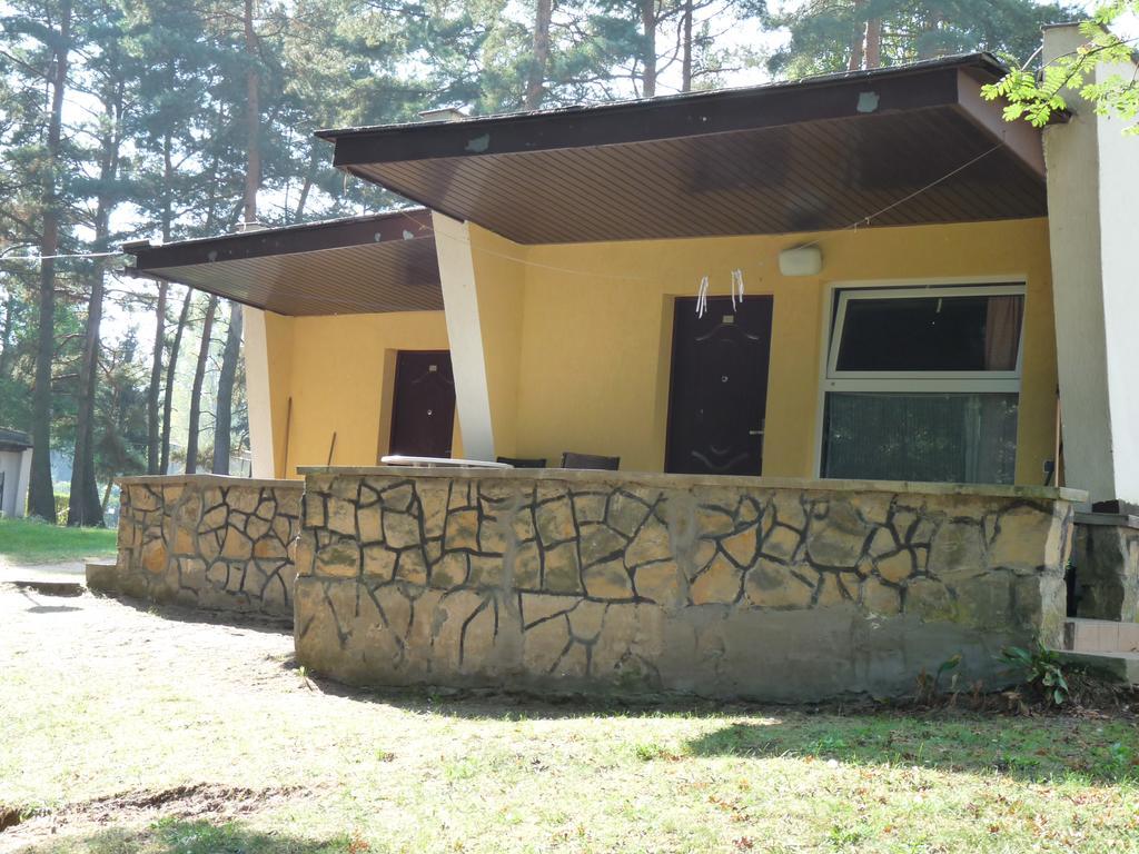 Hotel Osrodek Wypoczynkowy Jelonek Wolsztyn Esterno foto